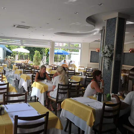 Hotel Kleopatra Micador