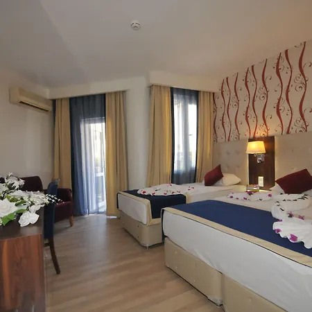 מלון Kleopatra Micador 4*