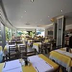 Kleopatra Micador 4*